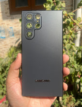 Load image into Gallery viewer, Black Electroplated Chrome Glass Lense Case For Samsung Galaxy S23 Ultra
