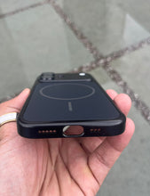 Load image into Gallery viewer, Black Hard Convert Magsafe Case For Apple Iphone 17
