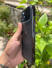 Load image into Gallery viewer, Black Auto Focus Luxury Design Case For Apple Iphone 14
