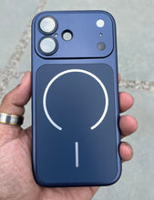 Load image into Gallery viewer, Deep Blue Hard Convert Magsafe Case For Apple Iphone 16

