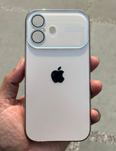 Load image into Gallery viewer, Desert Titanium Auto Focus Luxury Design Case For Apple Iphone 16 Plus
