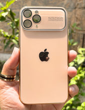 Load image into Gallery viewer, Golden Auto Focus Luxury Design Case For Apple Iphone 11 Pro
