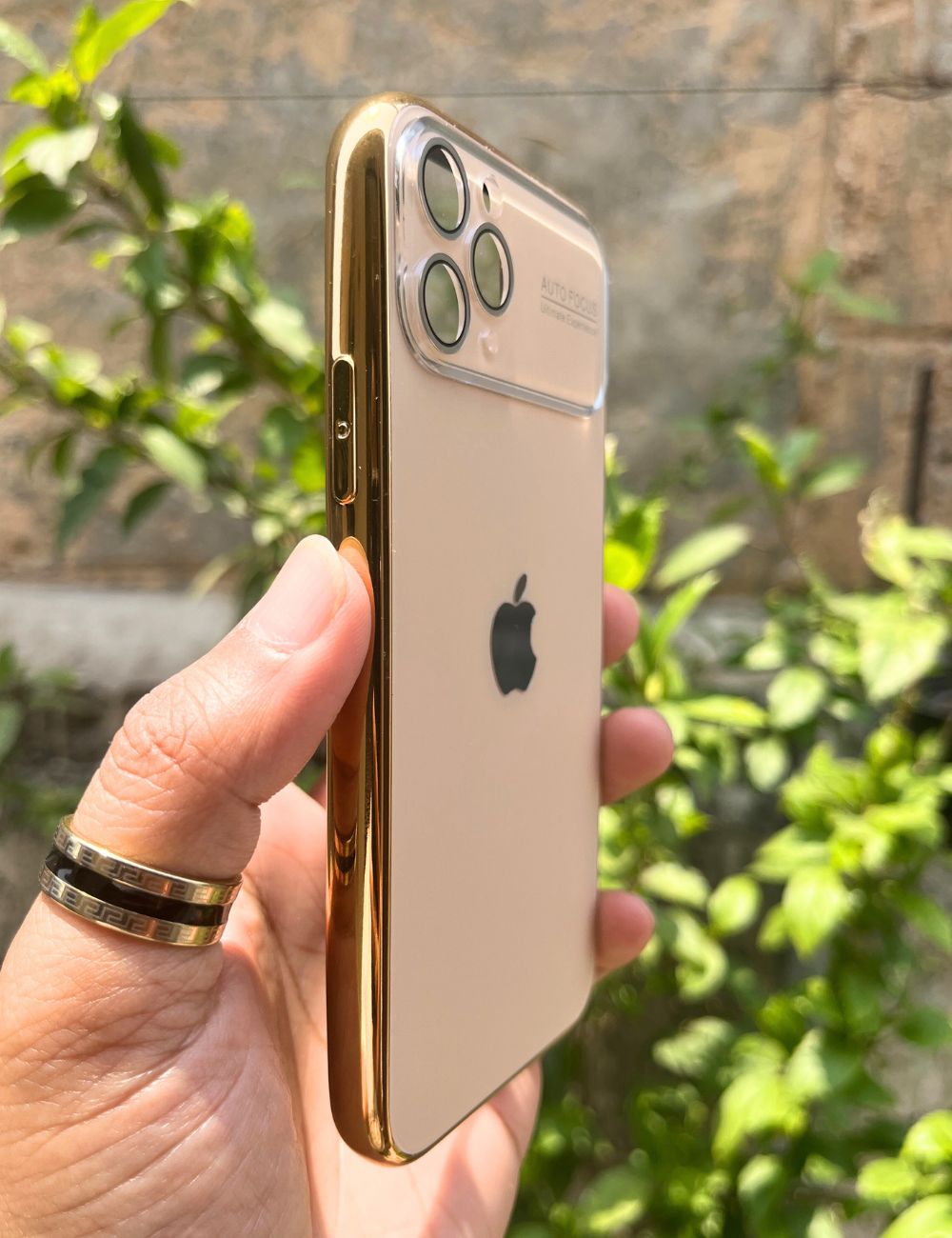 Golden Auto Focus Luxury Design Case For Apple Iphone 11 Pro
