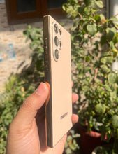 Load image into Gallery viewer, Golden Electroplated Chrome Glass Lense Case For Samsung Galaxy S24 Ultra
