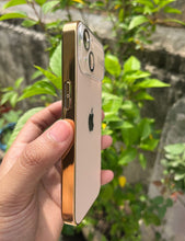 Load image into Gallery viewer, Golden Auto Focus Luxury Design Case For Apple Iphone 14
