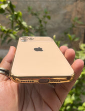 Load image into Gallery viewer, Golden Auto Focus Luxury Design Case For Apple Iphone 11 Pro
