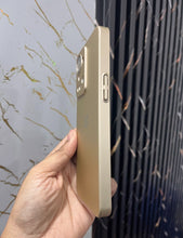 Load image into Gallery viewer, Golden Hard Pc premium case for OnePlus Nord 2T
