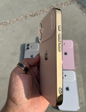 Load image into Gallery viewer, Desert Gold 17 Series Look Inspired Case For Apple Iphone 16
