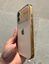 Load image into Gallery viewer, Golden Auto Focus Luxury Design Case For Apple Iphone 16 Plus
