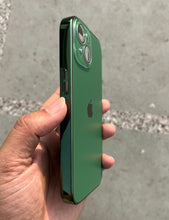 Load image into Gallery viewer, Deep Green Electroplated Chrome Glass Lense Case For Apple Iphone 15 Plus
