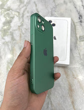Load image into Gallery viewer, Green Hard Pc premium case for Apple Iphone 14 Plus
