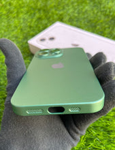 Load image into Gallery viewer, Green Hard Pc premium case for Apple Iphone 14 Pro
