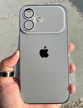 Load image into Gallery viewer, Titanium Grey 17 Series Look Inspired Case For Apple Iphone 16
