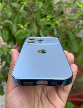 Load image into Gallery viewer, Sierra Blue Auto Focus Luxury Design Case For Apple Iphone 15 Pro

