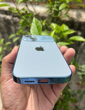 Load image into Gallery viewer, Sierra Blue Auto Focus Luxury Design Case For Apple Iphone 14
