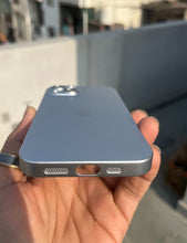 Load image into Gallery viewer, Silver Hard Pc premium case for Apple Iphone 15
