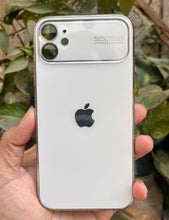 Load image into Gallery viewer, White Auto Focus Luxury Design Case For Apple Iphone 11
