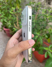 Load image into Gallery viewer, White Auto Focus Luxury Design Case For Apple Iphone 14 Pro

