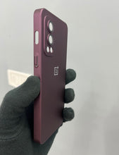 Load image into Gallery viewer, Wine Hard Pc premium case for OnePlus Nord 2
