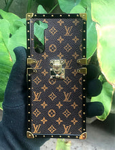 Load image into Gallery viewer, Square LV Leather Premium case for Apple Oneplus Nord
