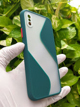Load image into Gallery viewer, Green Flash Grip Silicone case For Apple iphone X/XS
