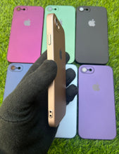 Load image into Gallery viewer, Golden Hard Pc premium case for Apple Iphone 7/8
