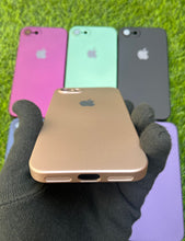 Load image into Gallery viewer, Golden Hard Pc premium case for Apple Iphone 7/8
