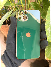Load image into Gallery viewer, Green 6D chrome with lense silicone case for Apple Iphone 13
