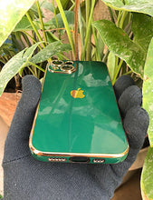 Load image into Gallery viewer, Green 6D chrome with lense silicone case for Apple Iphone 13
