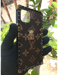 Square LV Leather Premium case for Apple Iphone 11 pro