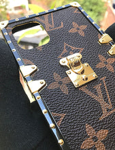 Load image into Gallery viewer, Square LV Leather Premium case for Apple Iphone 12 pro
